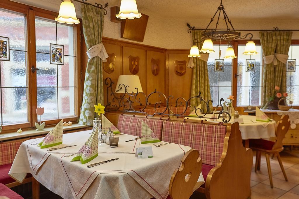 Flair Hotel Zum Storchen Бад-Виндсхайм Экстерьер фото