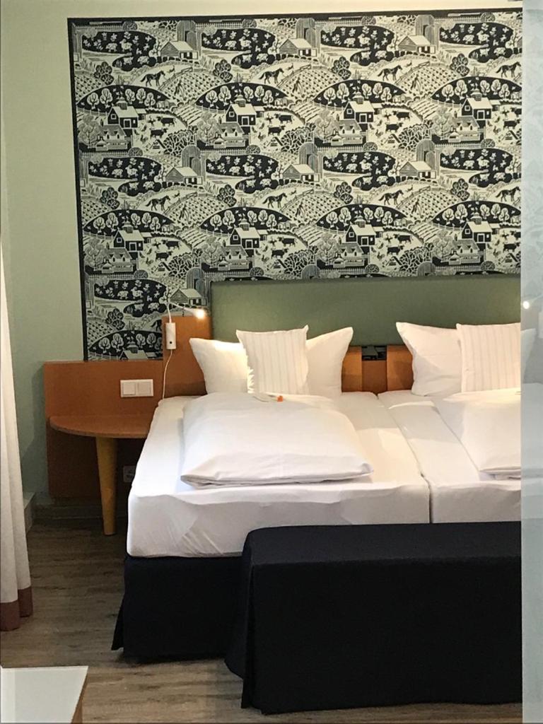 Flair Hotel Zum Storchen Бад-Виндсхайм Экстерьер фото